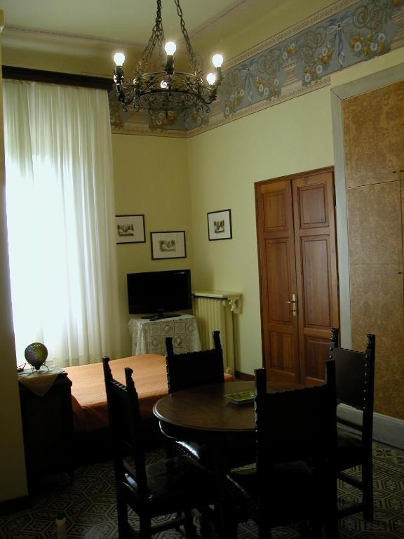 Villa Patrizia B&B Lucca Bilik gambar