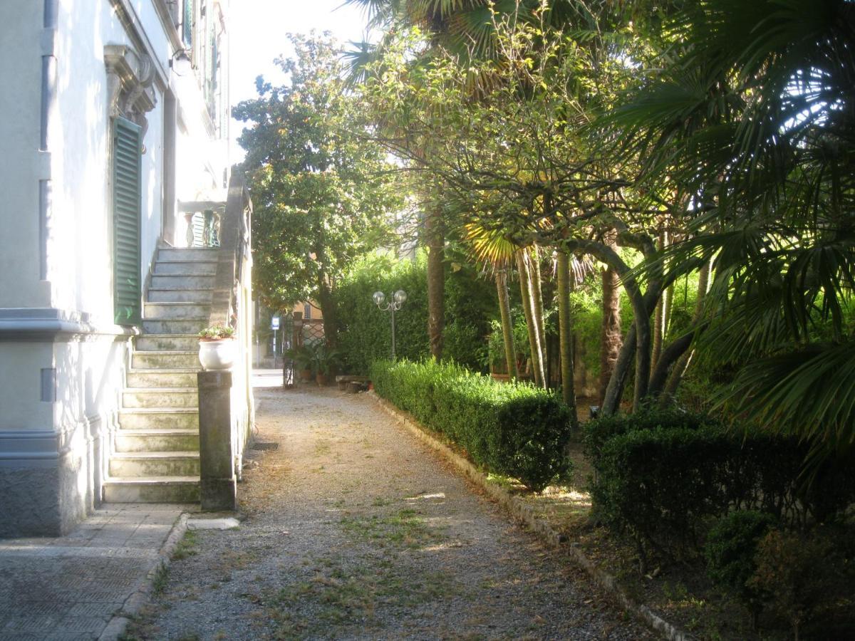 Villa Patrizia B&B Lucca Luaran gambar